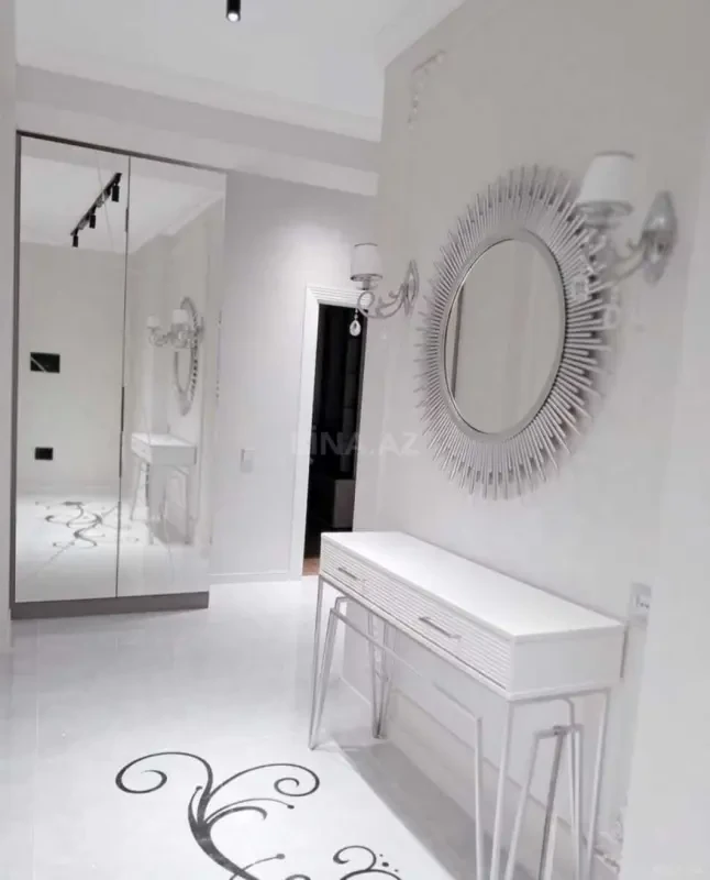 Kirayə verilir 3 otaqlı mənzil 106 m²