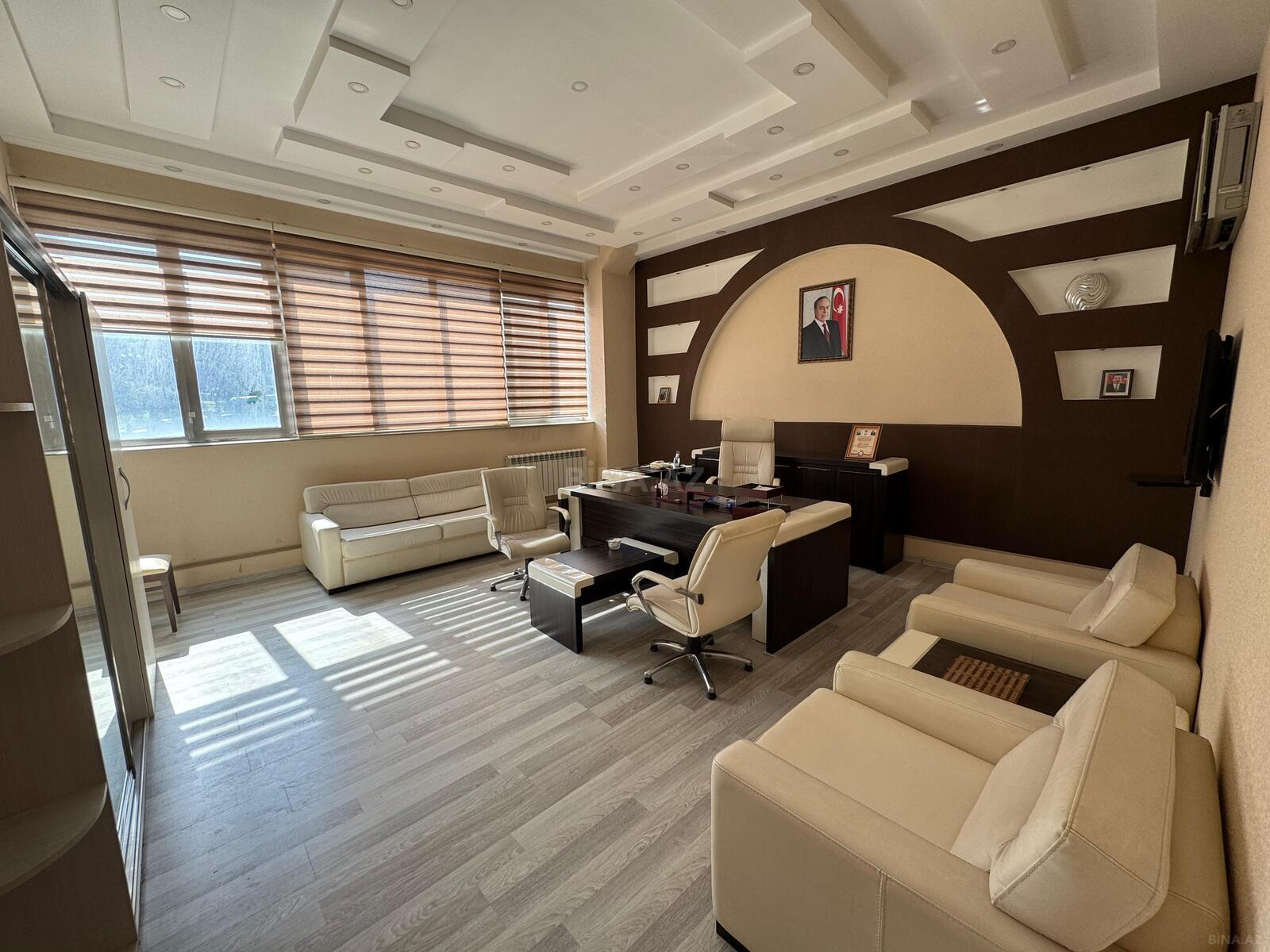 Kirayə verilir 6 otaqlı ofis 250 m²