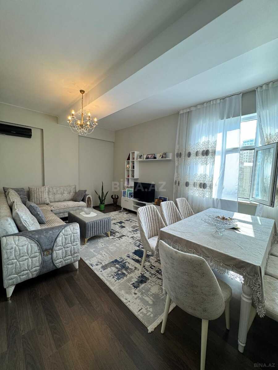 Satılır 2 otaqlı mənzil 75 m²