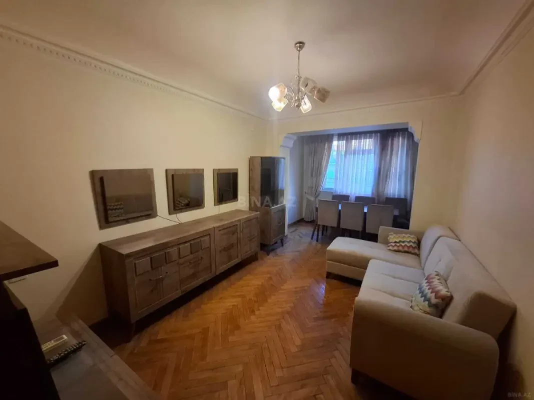 Satılır 3 otaqlı mənzil 75 m²