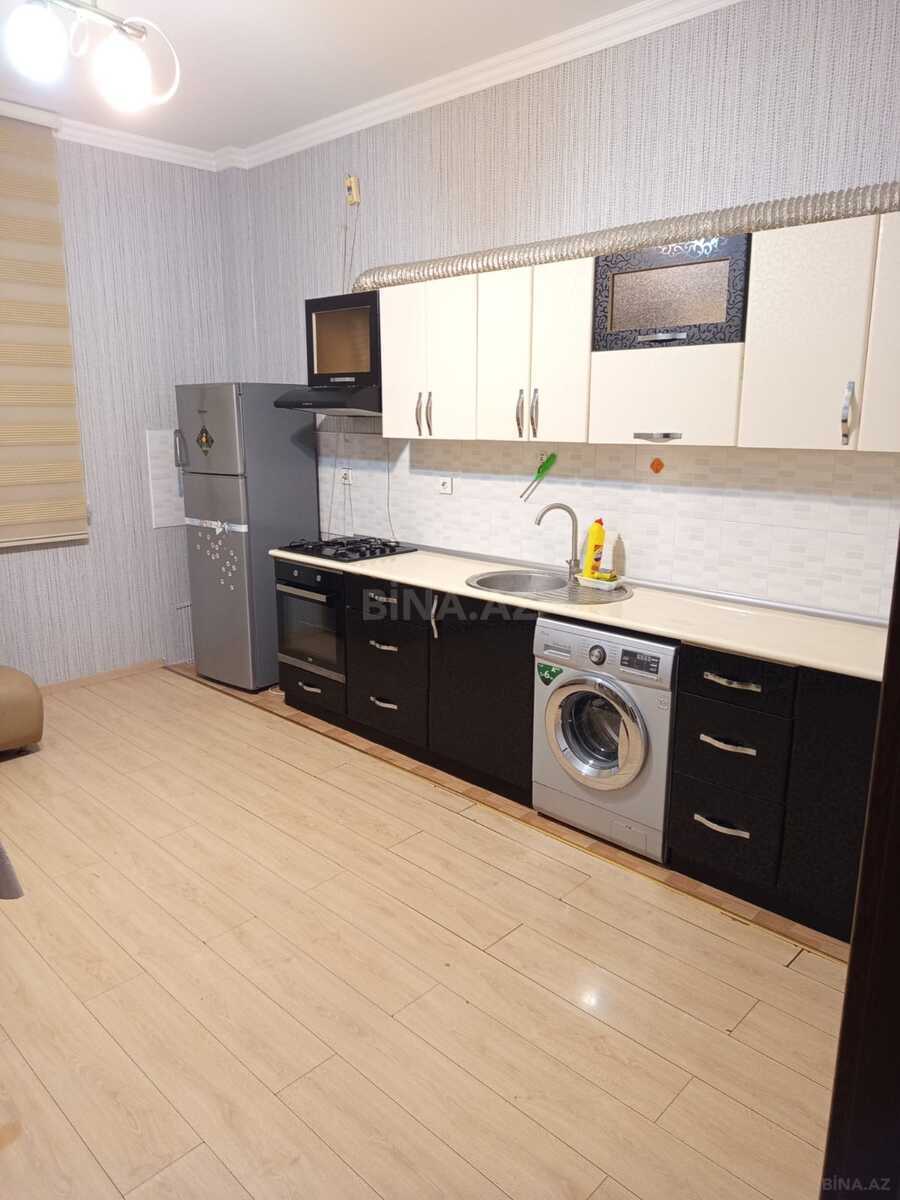 Kirayə verilir 4 otaqlı mənzil 148 m²