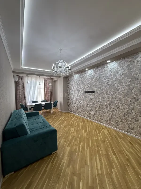 Satılır 2 otaqlı mənzil 100 m²