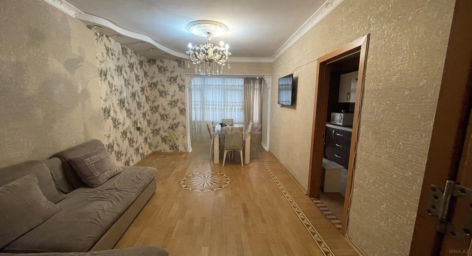 Kirayə verilir 2 otaqlı mənzil 60 m²