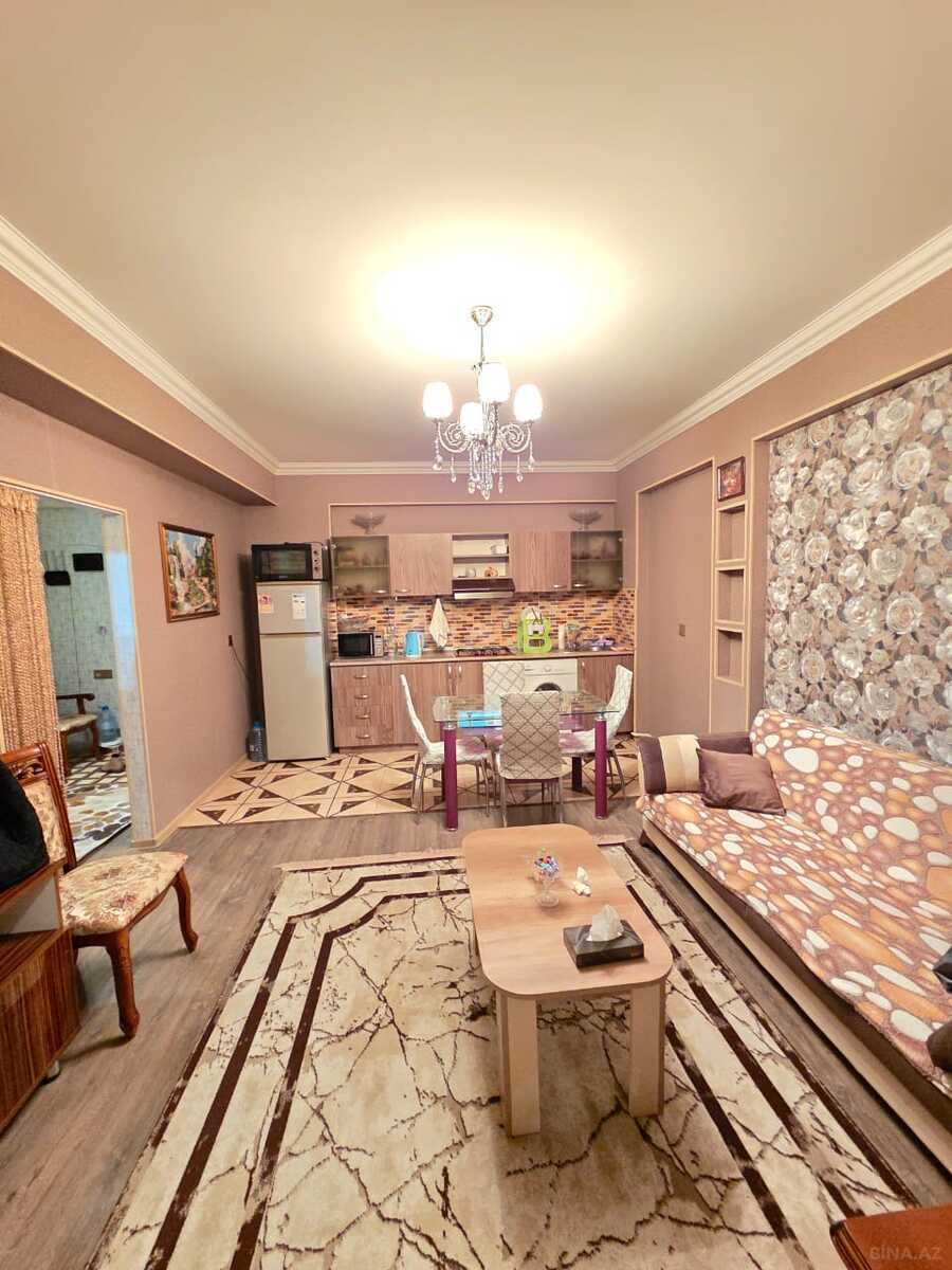 Satılır 2 otaqlı mənzil 56 m²