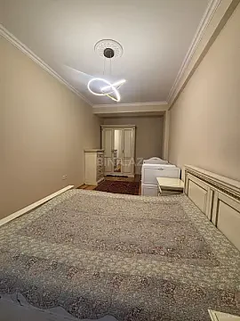 Satılır 2 otaqlı mənzil 60 m² — Bakı, Bakıxanov 2 otaq 60.00 m²