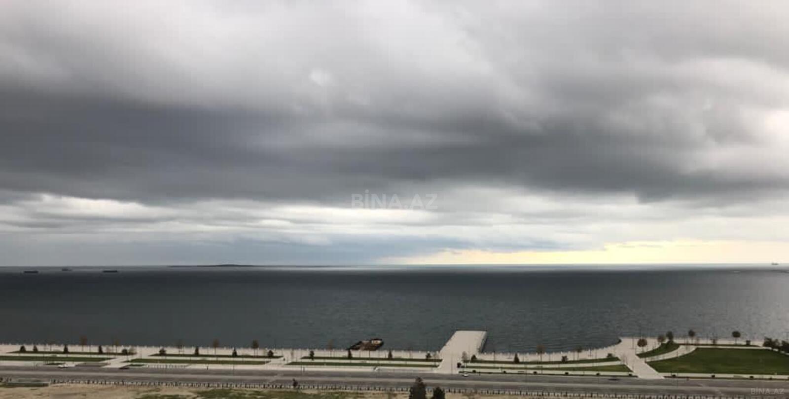 Kirayə verilir 3 otaqlı mənzil 170 m²