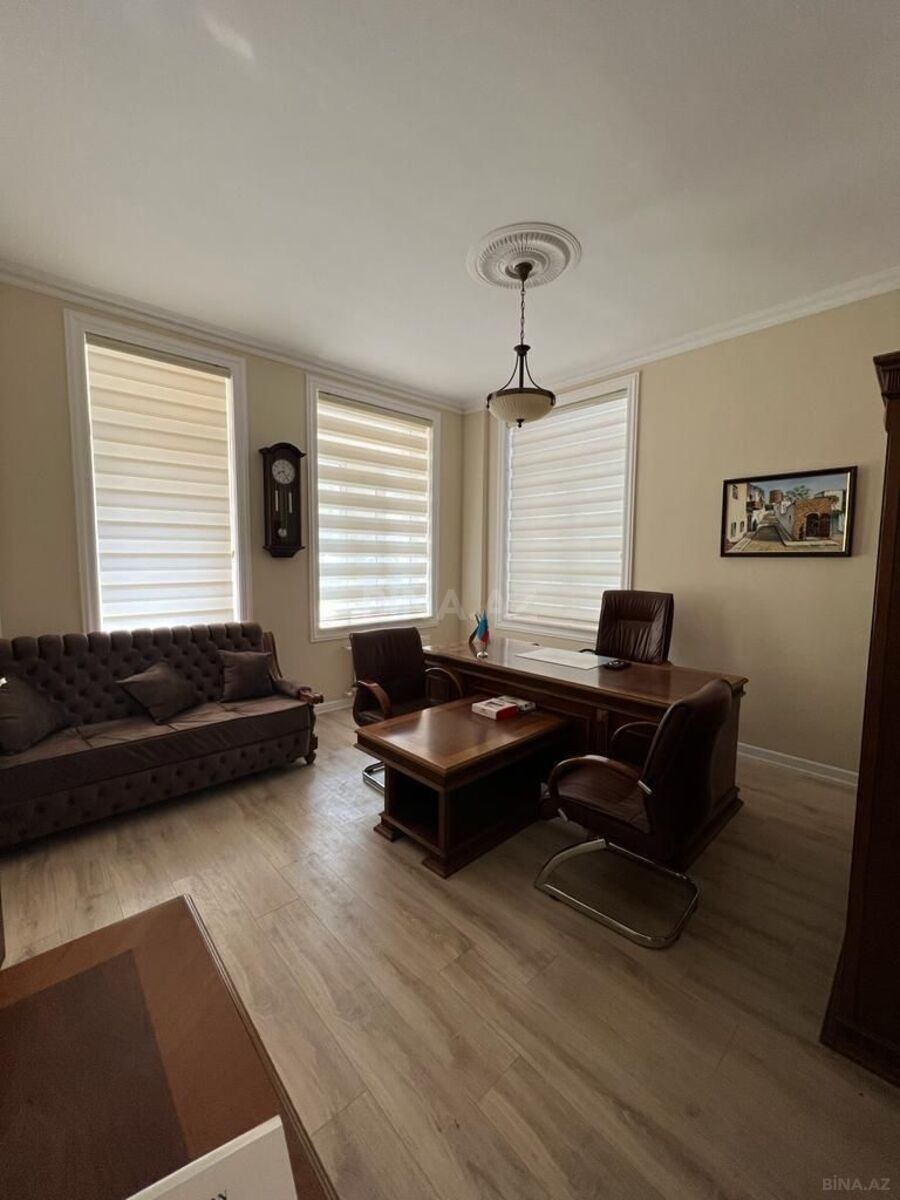 Kirayə verilir 3 otaqlı ofis 90 m²