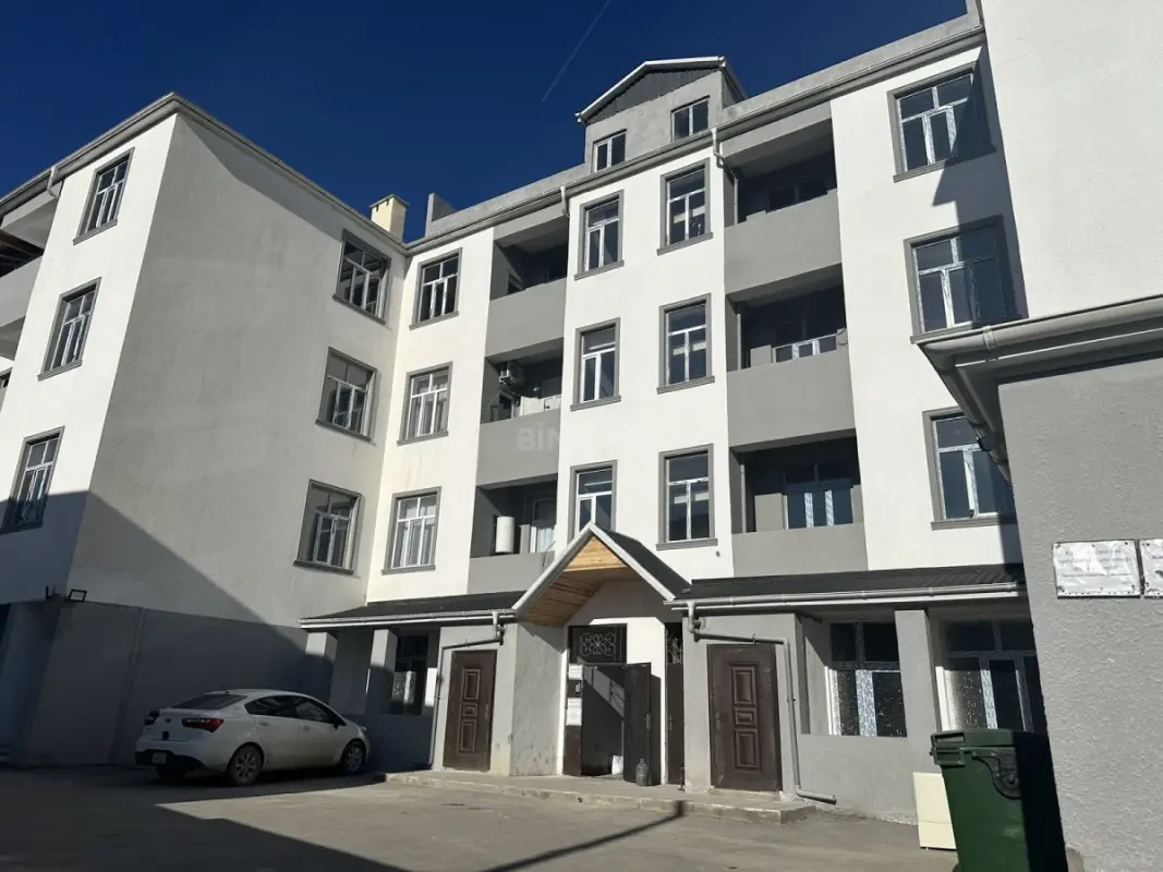 Satılır 1 otaqlı mənzil 40 m²