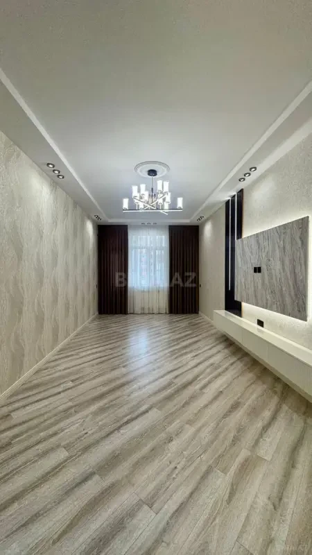 Satılır 3 otaqlı mənzil 110 m²