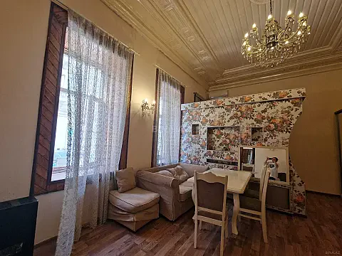 Kirayə verilir 2 otaqlı mənzil 60 m² — Bakı, Nizami 2 otaq 60.00 m²
