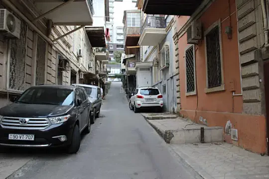 Kirayə verilir 3 otaqlı mənzil 96 m² — Bakı 3 otaq 96.00 m²