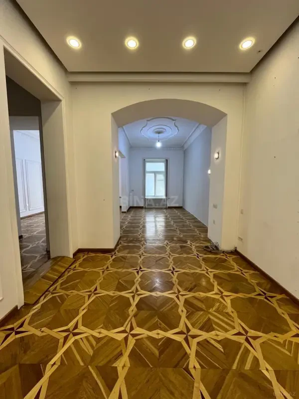 Kirayə verilir 4 otaqlı mənzil 90 m²