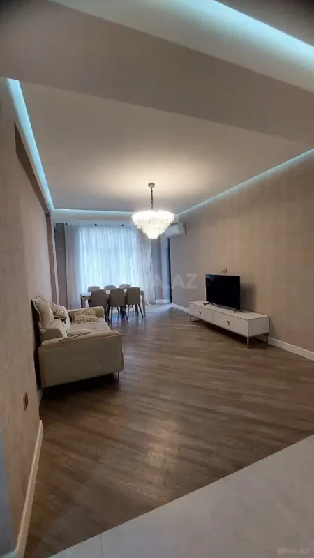 Kirayə verilir 3 otaqlı mənzil 95 m²