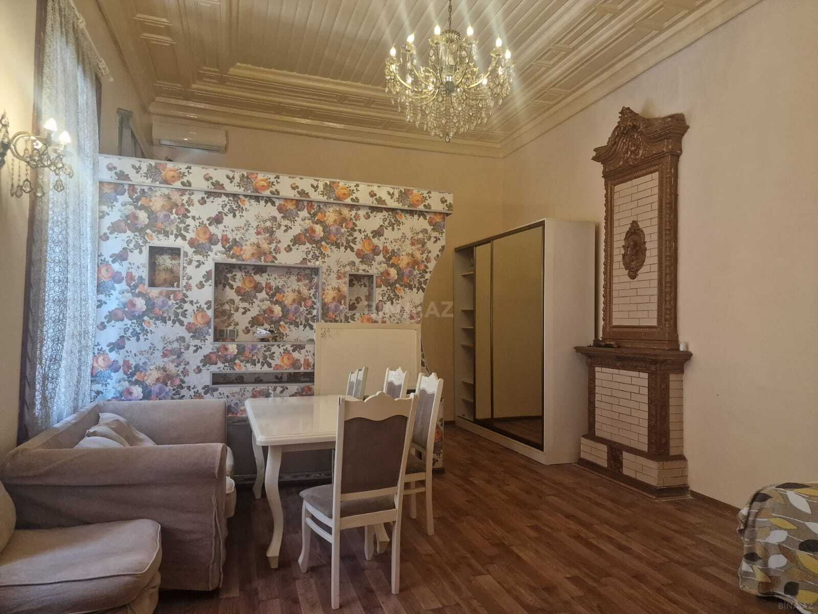 Kirayə verilir 2 otaqlı mənzil 60 m²