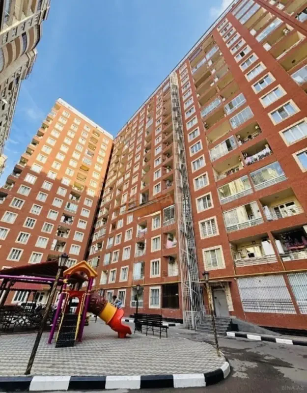 Satılır 2 otaqlı mənzil 65 m²