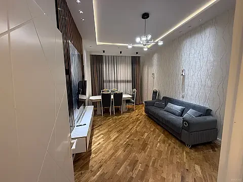 Satılır 2 otaqlı mənzil 75 m² — Bakı, Həzi Aslanov qəs. 2 otaq 75.00 m²