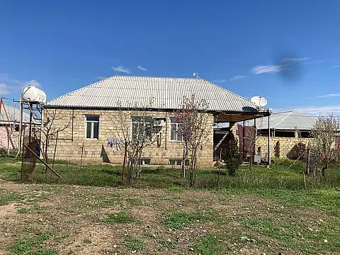 Satılır 3 otaqlı həyət evi 132 m² — Gəncə 3 otaq 132.00 m²