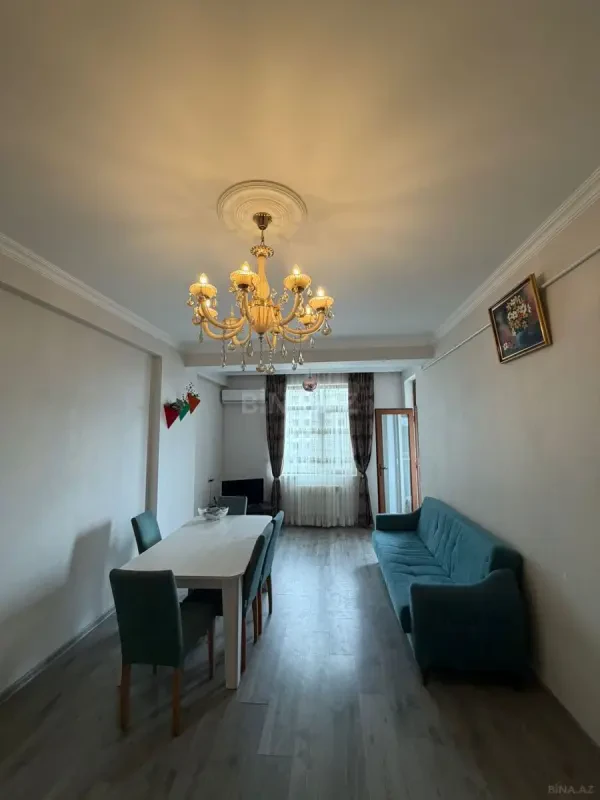 Satılır 2 otaqlı mənzil 65 m²
