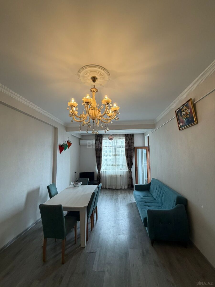 Satılır 2 otaqlı mənzil 65 m²