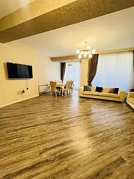 Satılır 4 otaqlı mənzil 200 m² — Bakı, Nərimanov 4 otaq 200.00 m²