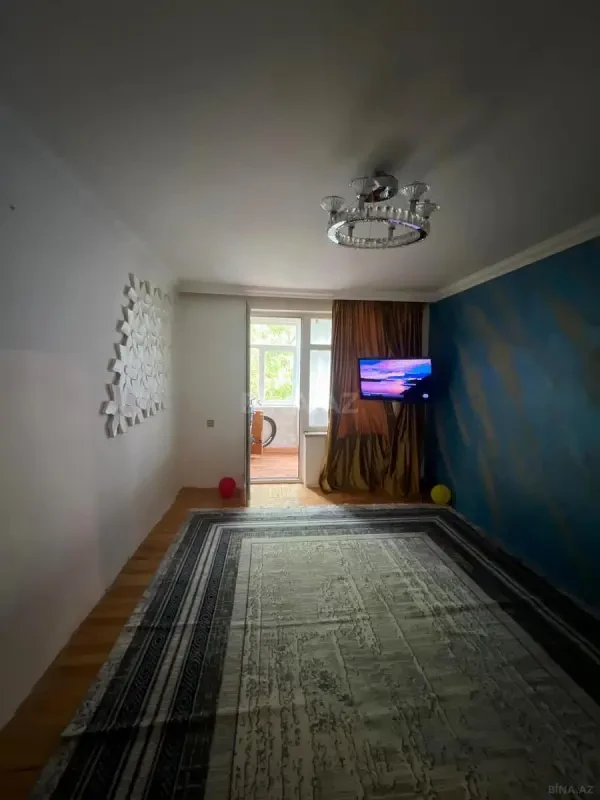 Satılır 3 otaqlı mənzil 75 m²