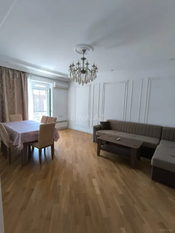 Kirayə verilir 3 otaqlı mənzil 95 m²