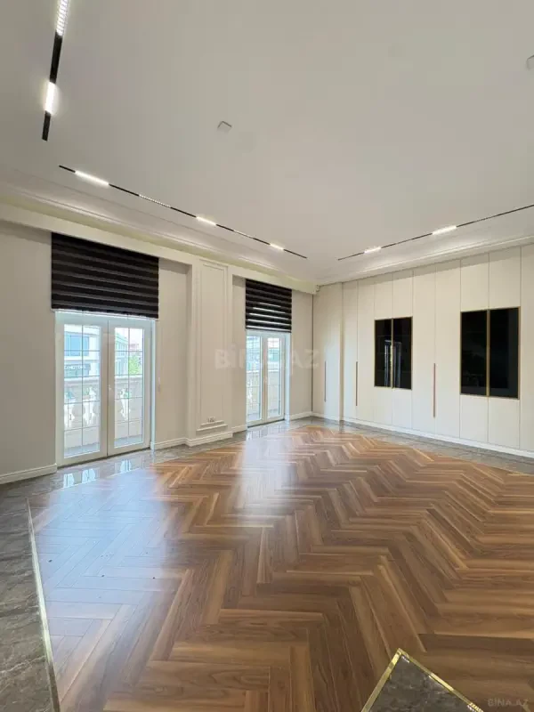Kirayə verilir 3 otaqlı ofis 110 m²