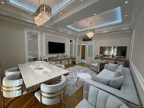 Satılır 2 otaqlı mənzil 90 m² — Bakı 2 otaq 90.00 m²