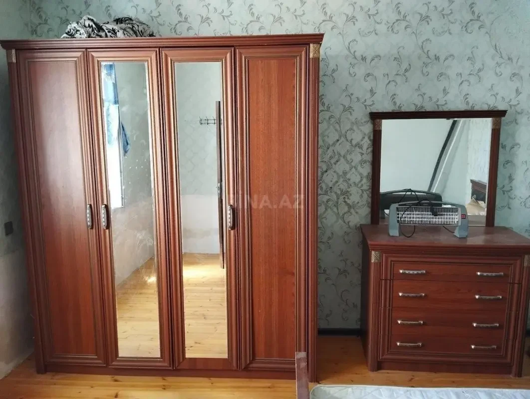 Kirayə verilir 2 otaqlı həyət evi 50 m²