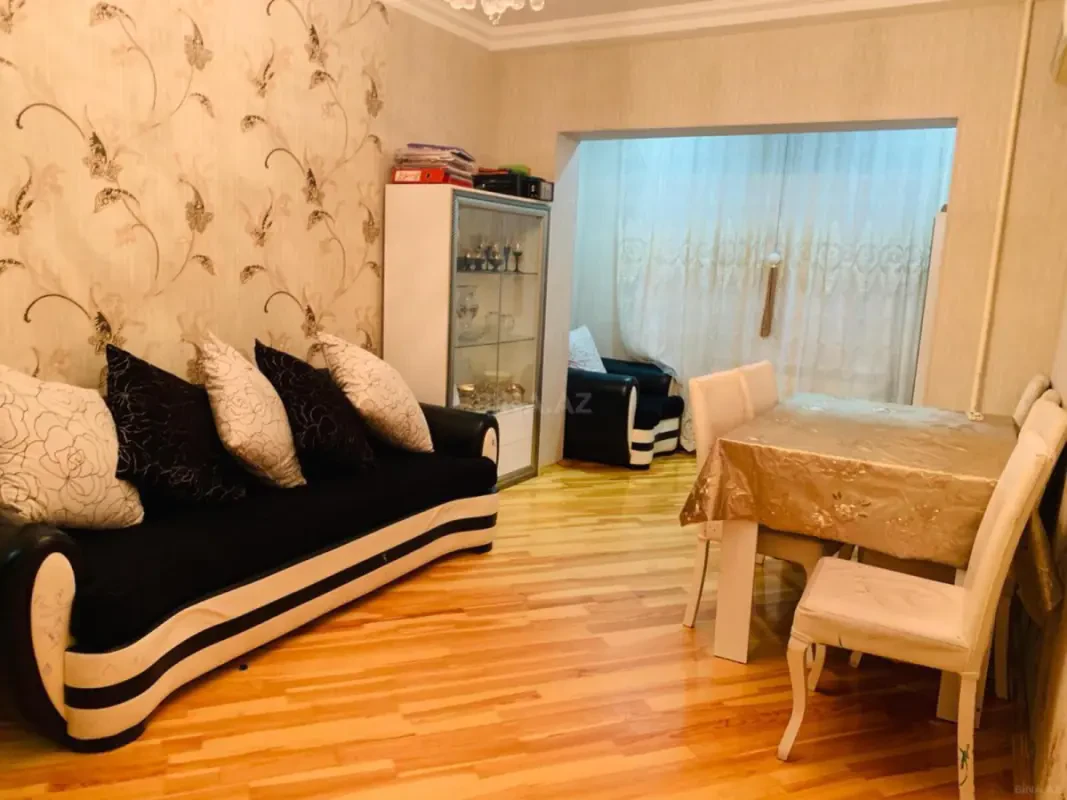 Satılır 3 otaqlı mənzil 87 m²
