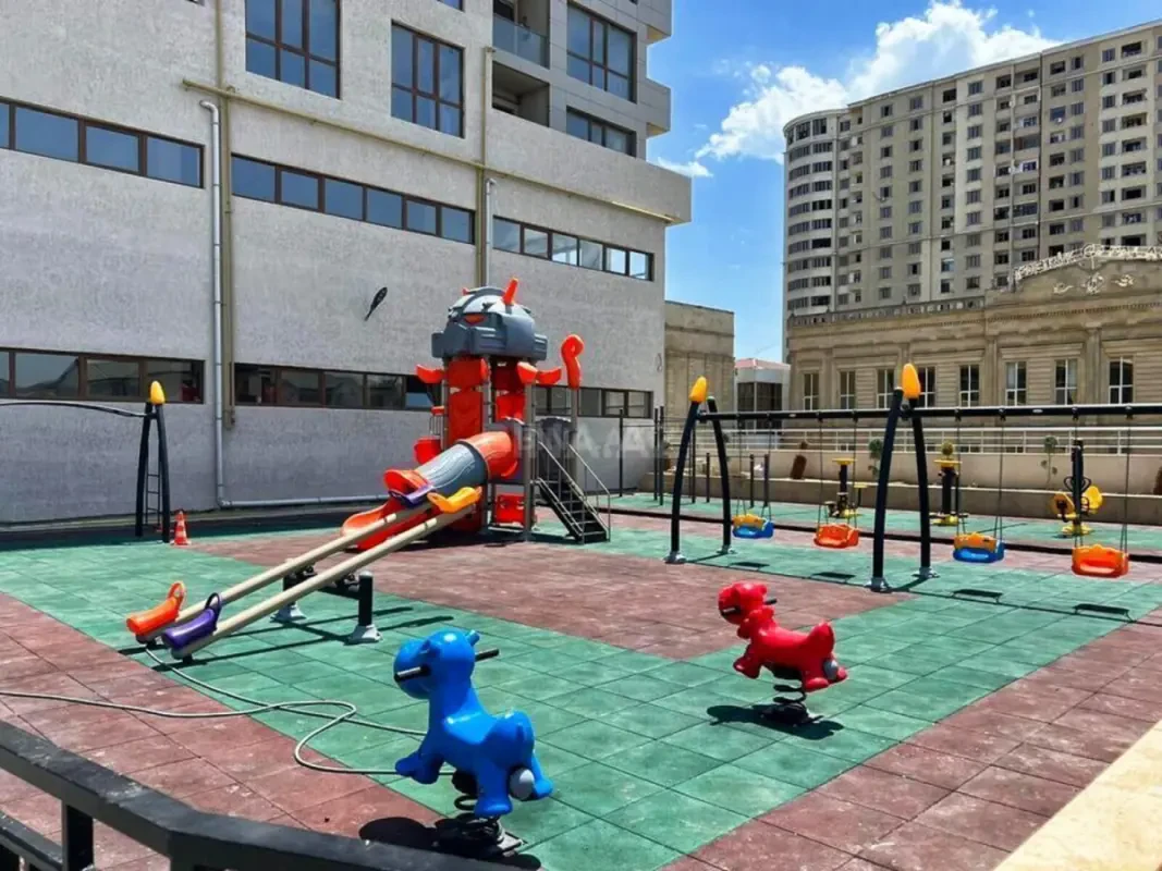 Kirayə verilir 3 otaqlı mənzil 95 m²
