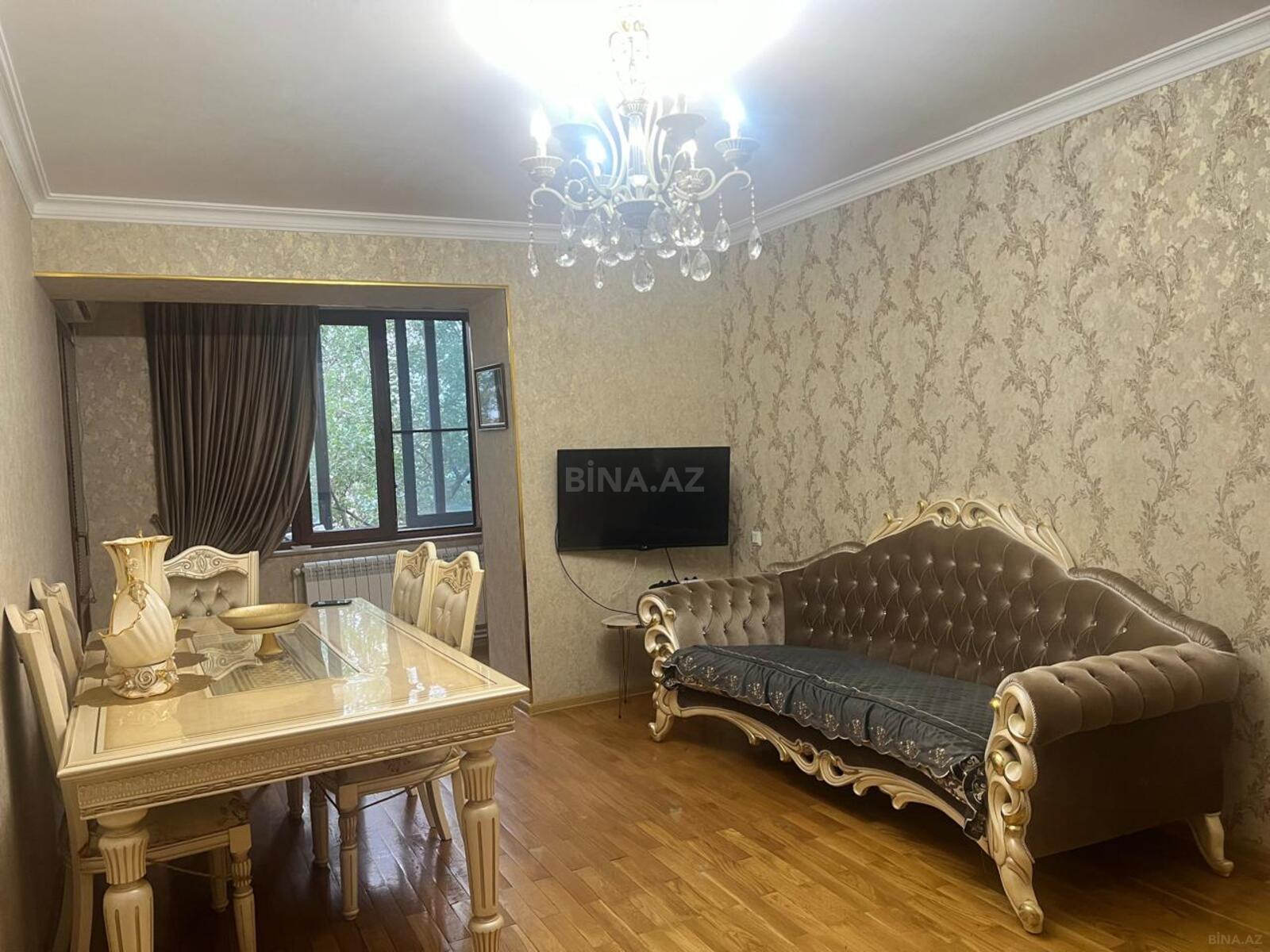 Kirayə verilir 3 otaqlı mənzil 100 m²