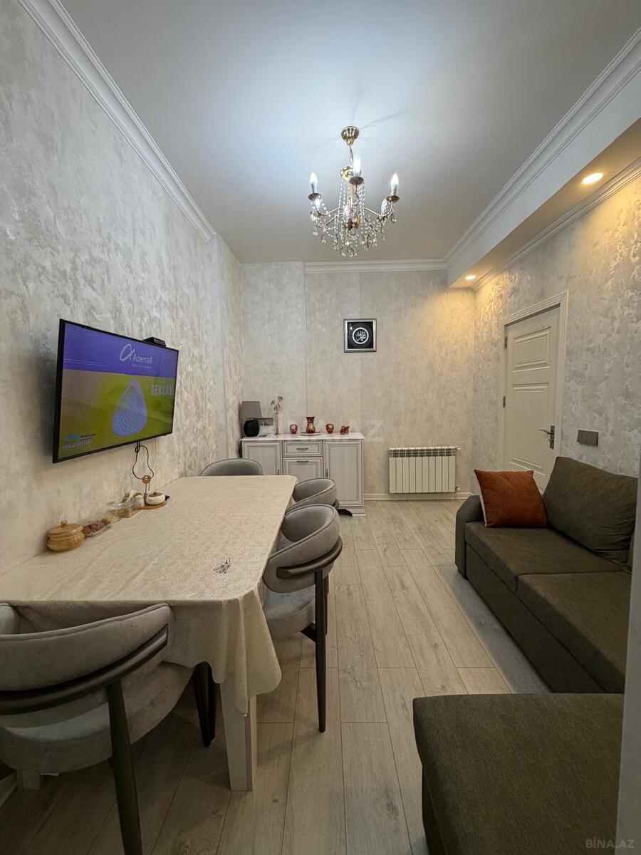 Satılır 2 otaqlı mənzil 42 m²