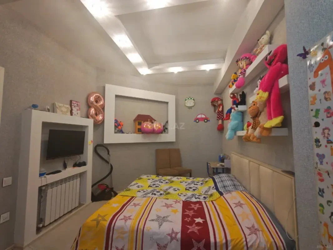 Satılır 2 otaqlı mənzil 63 m²