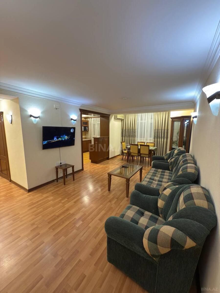 Kirayə verilir 3 otaqlı mənzil 110 m²