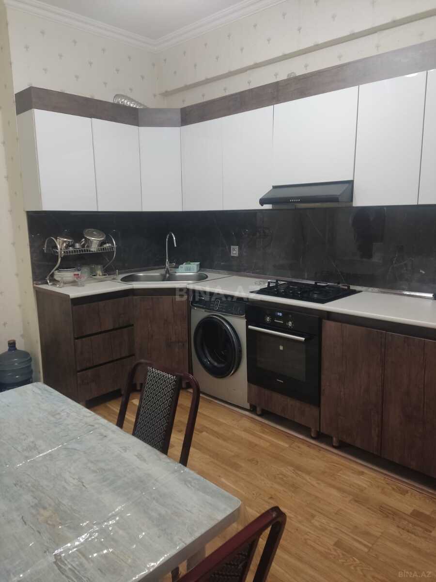 Kirayə verilir 2 otaqlı mənzil 75 m²