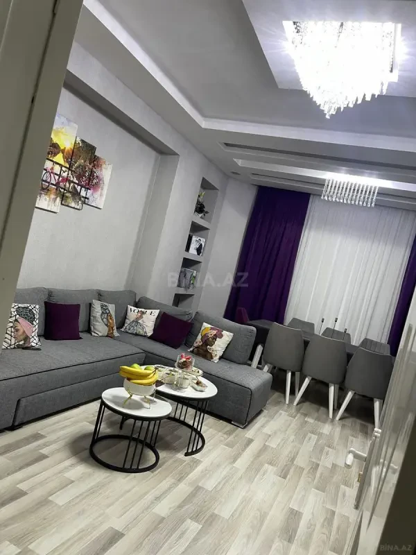 Satılır 3 otaqlı mənzil 120 m²