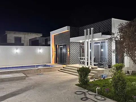 Kirayə verilir 3 otaqlı həyət evi 120 m² — Bakı, Şüvəlan 3 otaq 120.00 m²