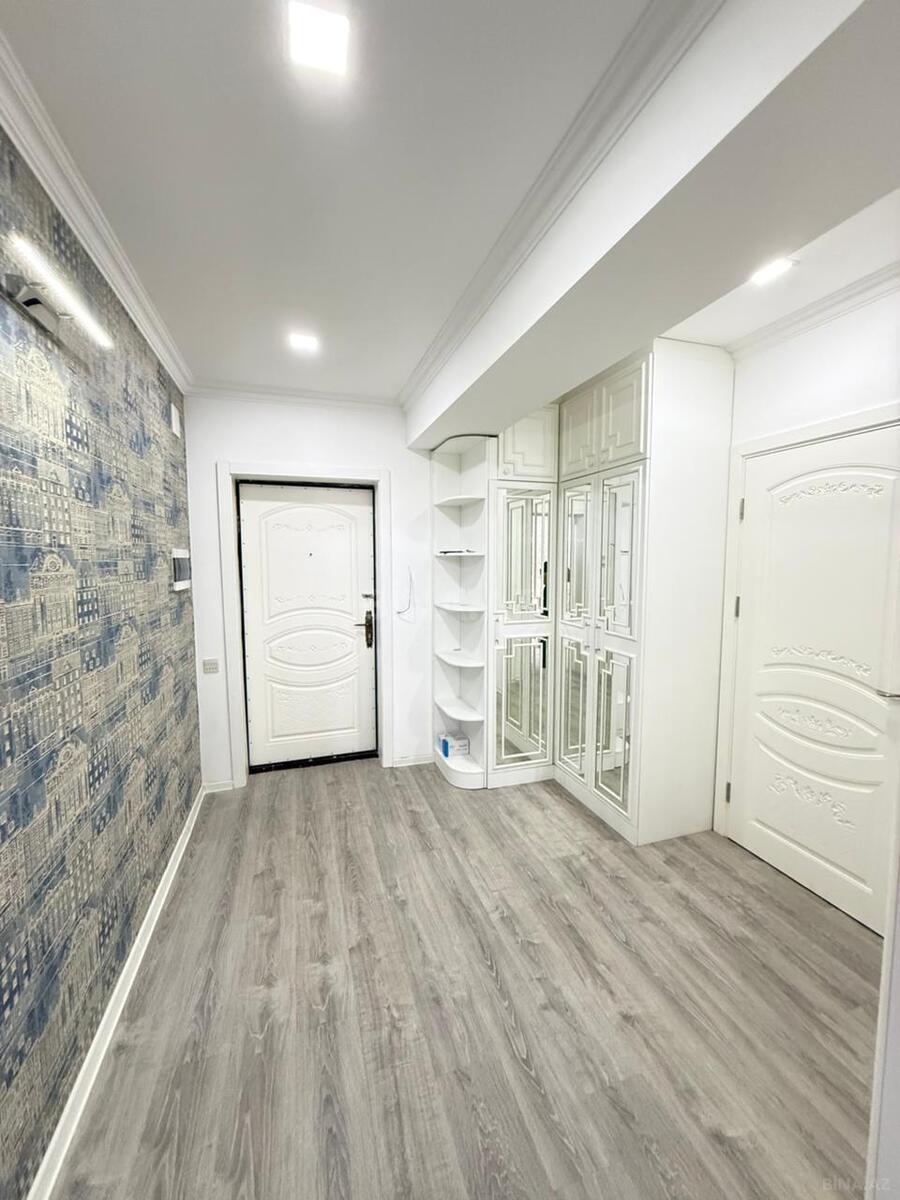 Satılır 2 otaqlı mənzil 62 m²