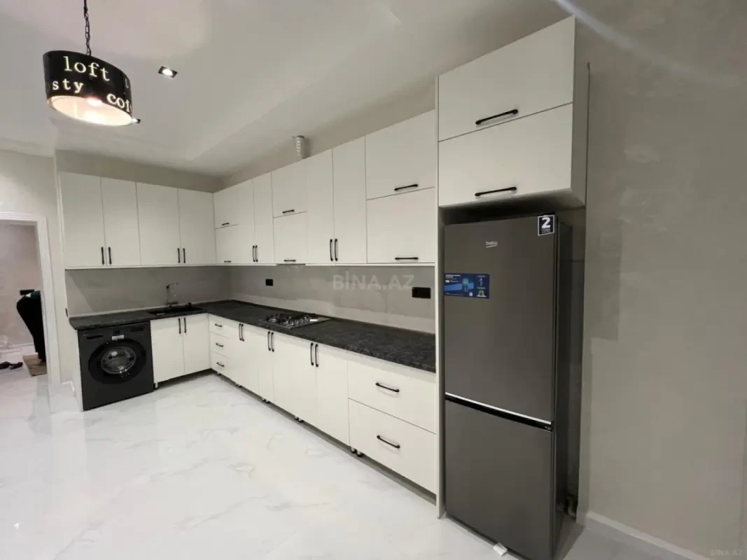 Kirayə verilir 3 otaqlı mənzil 120 m²
