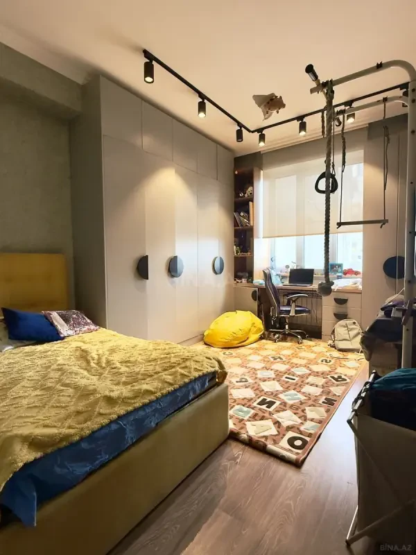 Satılır 3 otaqlı mənzil 90 m²