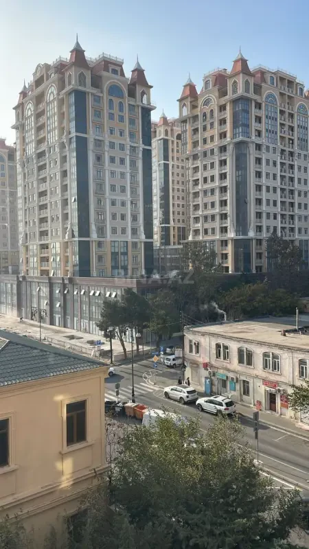 Satılır 3 otaqlı mənzil 80 m²