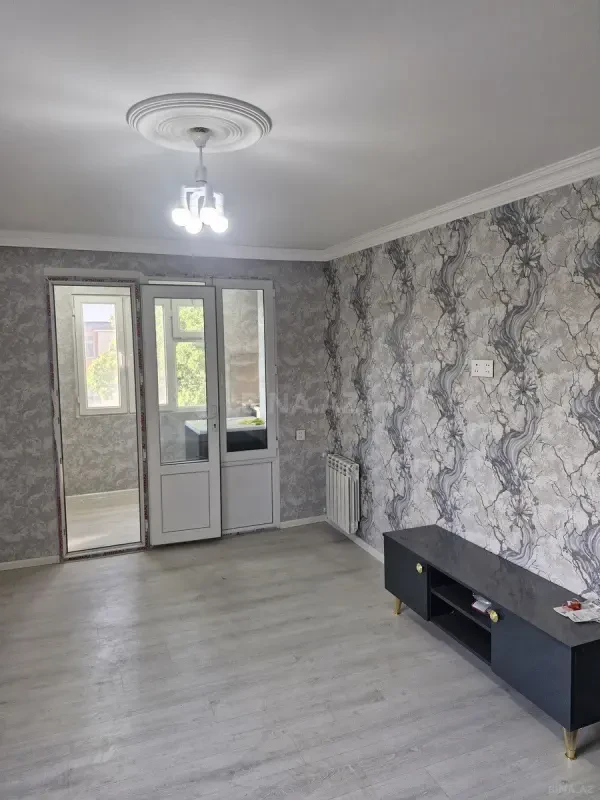 Kirayə verilir 3 otaqlı mənzil 50 m²