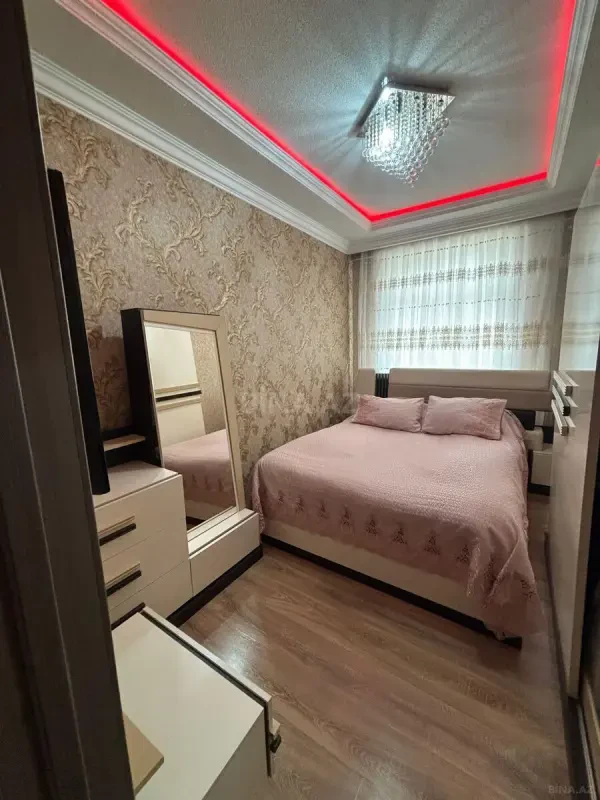 Satılır 3 otaqlı mənzil 57 m²