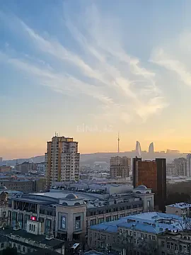 Kirayə verilir 2 otaqlı mənzil 80 m² — Bakı 2 otaq 80.00 m²