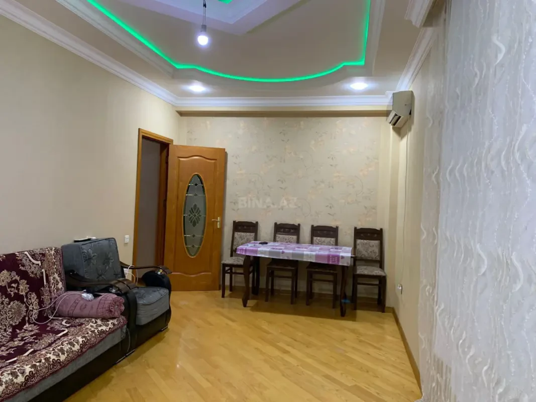 Satılır 3 otaqlı mənzil 112 m²