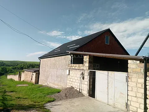 Satılır 3 otaqlı həyət evi 120 m² — Quba 3 otaq 120.00 m²