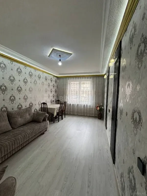 Satılır 2 otaqlı mənzil 60 m²