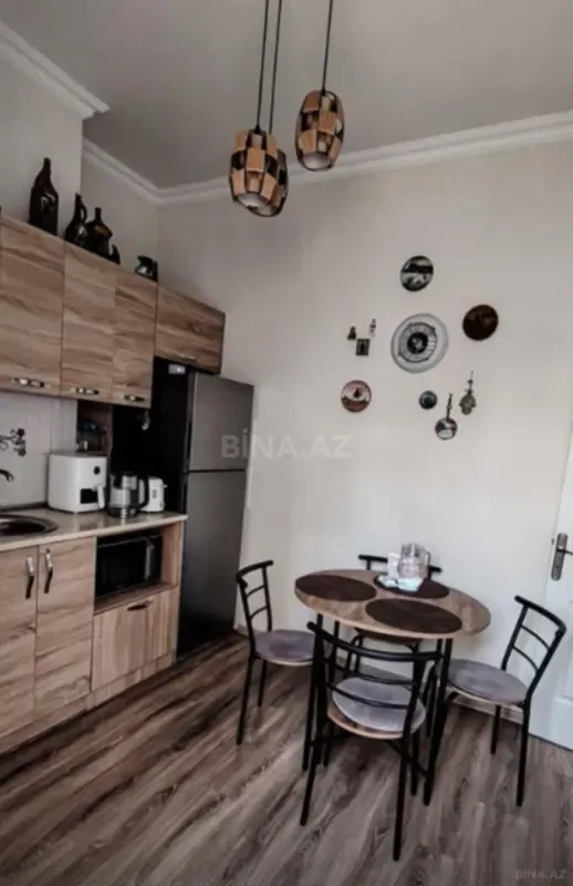 Satılır 4 otaqlı mənzil 80 m²