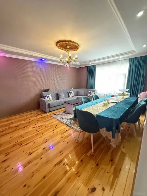 Satılır 5 otaqlı mənzil 105 m²